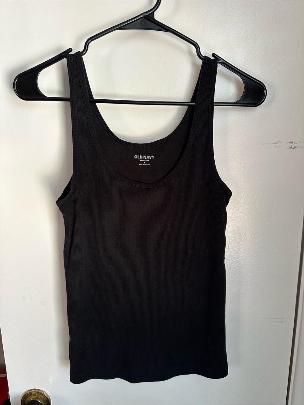 Old Navy Black Ribbed Tank Top - Classic Scoop Neck